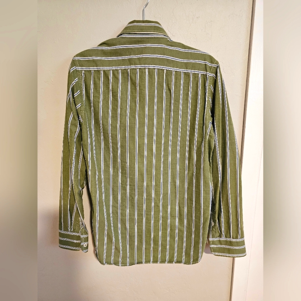 American Eagle long sleeve button up XS "vintage fit"